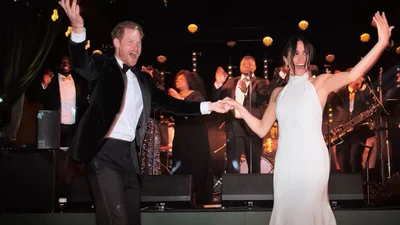 Принц Гаррі та Меган Маркл показали фото свого першого весільного танцю