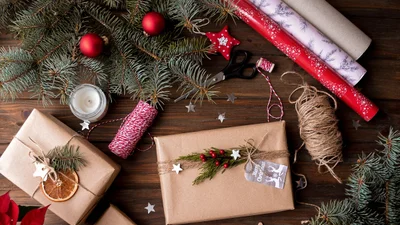 Нове опитування показало, що люди хочуть отримати на Новий рік