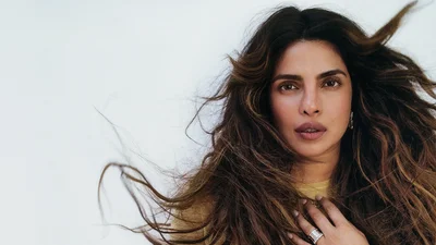 Пріянка Чопра прикрасила обкладинку Vogue з однорічною донькою