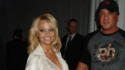 Сильвестр Сталлоне предлагал Памеле Андерсон Porsche и квартиру за роман