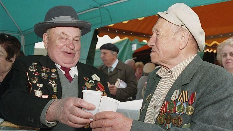У Великій Британії вийде книга з рідкісними фотографіями Києва 90-х років - фото 553271
