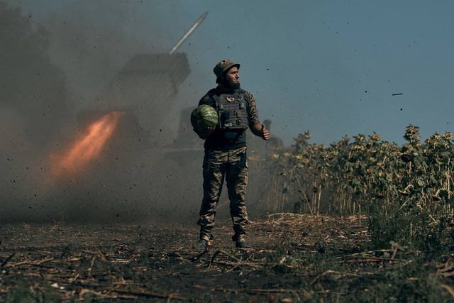 10 снимков с года полномасштабной войны, вызывающие эмоции в душе каждого украинца - фото 554126