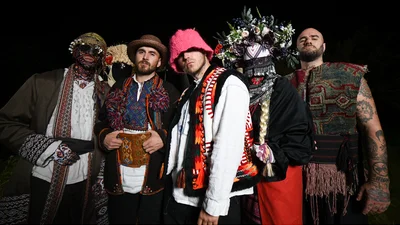 Kalush Orchestra випустив кліп на перший англомовний трек "CHANGES"