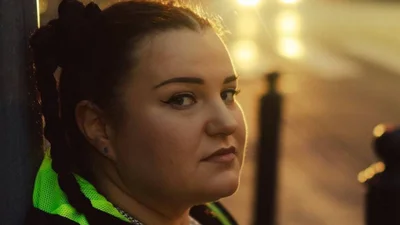 "МАНІЯ" - alyona alyona випустила новий трек про людську одержимість грошима