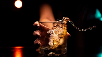 Калорийность алкоголя: как быстро похудеть после хмельной ночи