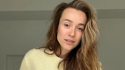 Сама себе парикмахер: Настя Короткая похвасталась, как умело подстриглась дома