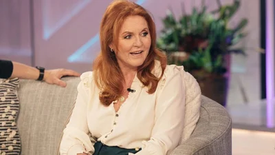 Ексдружина принца Ендрю розповіла, як їх із принцесою Діаною заарештували в нічному клубі