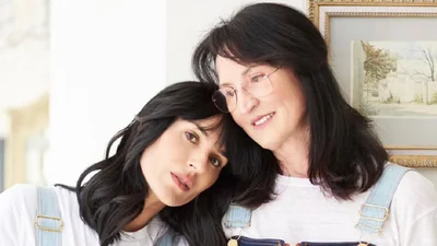 Ответ хейтерам: Маша Ефросинина призналась, ездила ли ее мама недавно в Москву