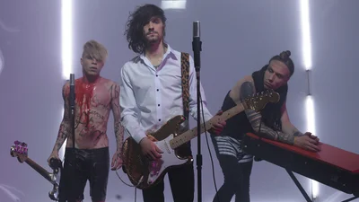 "Я Твій Наркотик": Quest Pistols випустили українську версію свого суперхіта