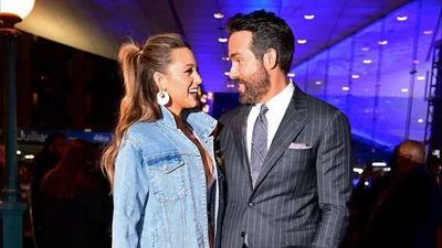 Райан Рейнольдс и Блейк Лайвли впервые вышли в свет с четвертым малышом