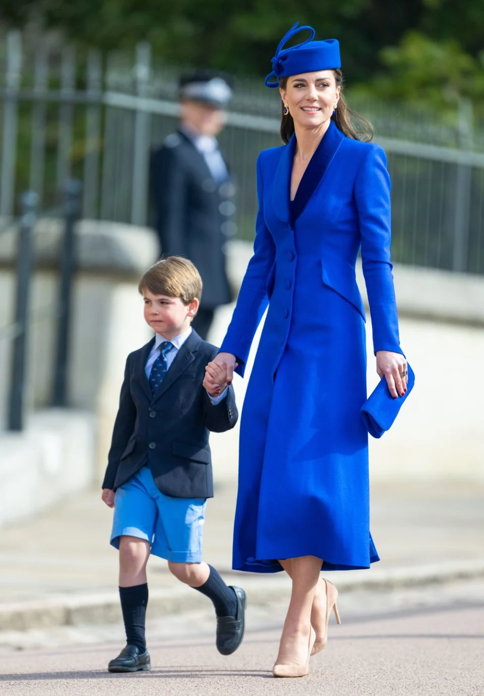 Принц Вільям і Кейт Міддлтон з дітьми замилували синім family-look на Великдень - 555694 Принц Вільям і Кейт Міддлтон з дітьми замилували синім family-look на Великдень - фото 555694