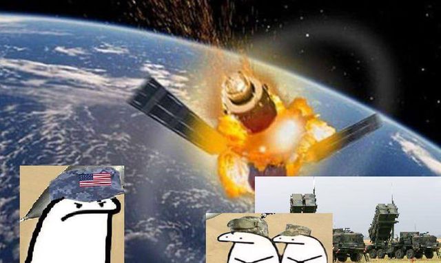 Остроумные мемы об НЛО, упавшем на территории Киевщины - фото 556132
