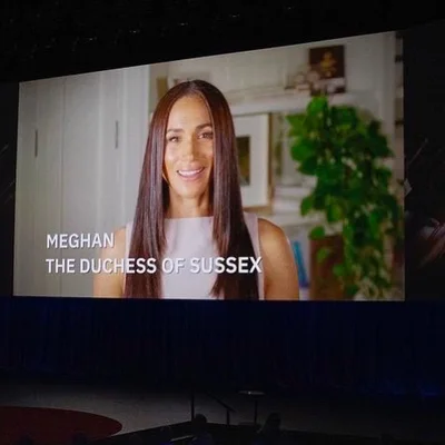 У мережі обговорюють обличчя Меган Маркл, яке вона підколола ботоксом чи філерами - фото 556472