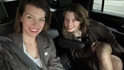 15-летняя дочь Миллы Йовович вышла на красную дорожку и доказала, что она – мамина копия