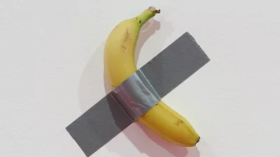 Ты – не ты, когда голоден: студент съел банан из инсталляции в сеульском музее