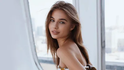 Зірка "Школи" Ліза Василенко закрутила роман з росіянином Моргенштерном