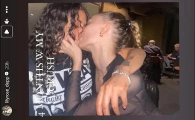 Дочь Джонни Деппа подтвердила, что встречается с девушкой страстным поцелуем - фото 557548