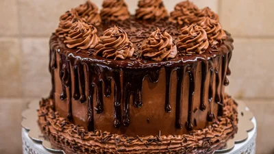 200-килограммов глазури и 1,5 метра высоты: тебя поразит самый большой торт в мире