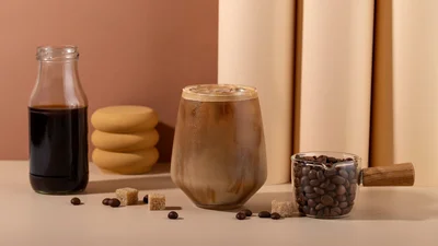 Вриваємося у літо: 3 рецепти холодних кавових напоїв