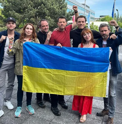 В Киев приехал звезда сериала 'Сверхъестественное' Миша Коллинз - фото 558474