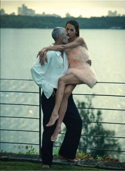 Влюбленные Рита Ора и Тайка Вайтити украсили страницы Vogue Australia - фото 558764