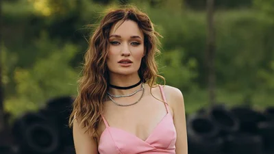 Diana Gloster презентовала впечатляющую видеоработу на новую песню "Кіно"