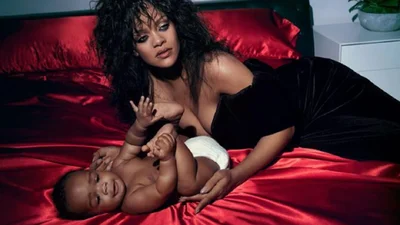 Беременная Рианна показывает тренд-2023: спортивный костюм из атласа под каблуки