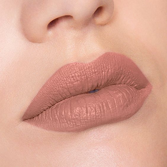 Для каштановых волос, Maybelline Superstay Matte Ink Loyalist - 559182 Для каштановых волос, Maybelline Superstay Matte Ink Loyalist - фото 559182