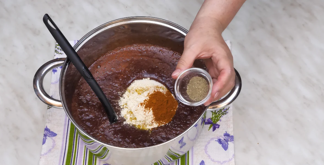 Пряный и кисло-сладкий: приготовь пикантный соус из черешни к мясу и птице - 559441 Пряный и кисло-сладкий: приготовь пикантный соус из черешни к мясу и птице - фото 559441