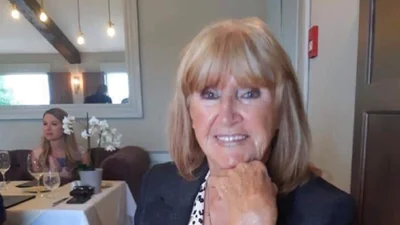 92-річна мати вісьмох дітей виглядає на десятки років молодшою: в чому її секрет