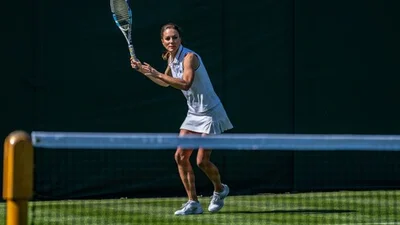 Кейт Миддлтон в мини-юбке победила легенду тенниса перед Уимблдоном