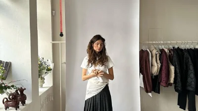 3 літні аутфіти Даші Кацуріної для тих, хто любить стильні і розслаблені образи