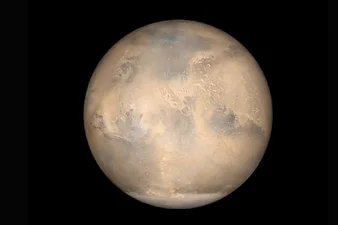 Таким ты его не видела: как выглядит Марс в ультрафиолетовом свете