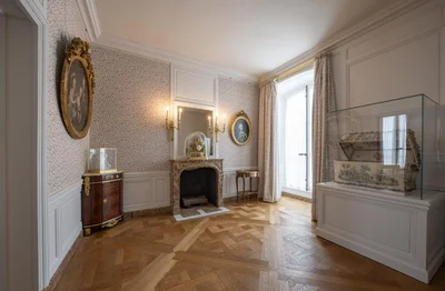 Какая роскошь: в Версале для публики снова открыли личные апартаменты Марии-Антуанетты - фото 561618