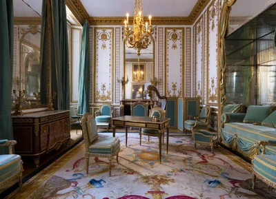Какая роскошь: в Версале для публики снова открыли личные апартаменты Марии-Антуанетты - фото 561620