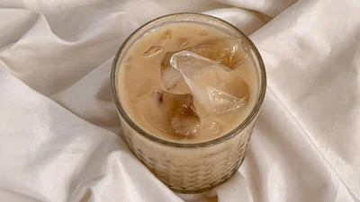 3 рецепти холодних кавових напоїв, які створені для літа