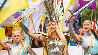 Оля Полякова возглавила украинскую колонну Прайда в Лондоне