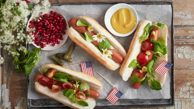 Тренд з ТікТок: люди вмочають овочі в гірчицю заради схуднення