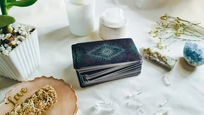 Таро прогноз на июль для 3 знаков зодиака: тебя ждет маленькое путешествие