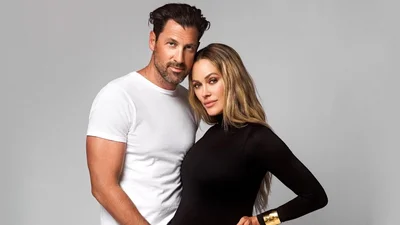 Макс Чмерковский показал, как пел для любимой во время свадьбы