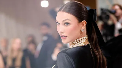 Топмодель Карлі Клосс вдруге стала мамою