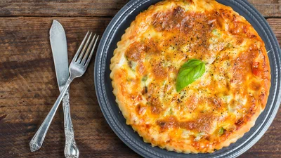 Що приготувати з кабачків у духовці: смачний кабачковий пиріг