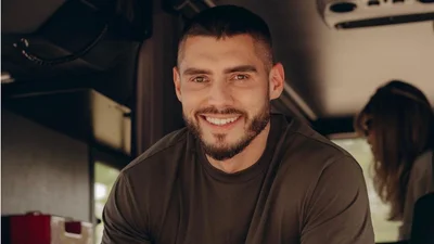 Знову гарячий холостяк: Нікіта Добринін змінив імідж після розлучення