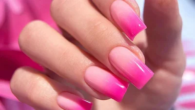 Маникюр-желе – тренд, который нужно попробовать, пока лето