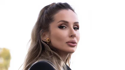 На байку нічною Ригою: LOBODA презентувала лірик-відео до нової пісні "SPOGADY"