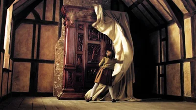 Справжня Нарнія: чоловік роками приховував це у шафі