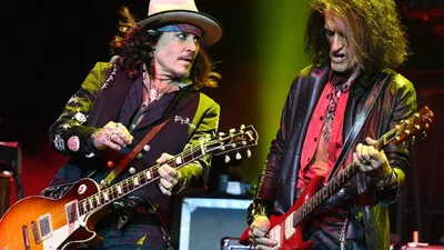 Джонні Депп скасував концерт після травми, отриманої в Каннах