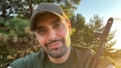 В дорозі на передову: Віталій Козловський поділився військовими фото