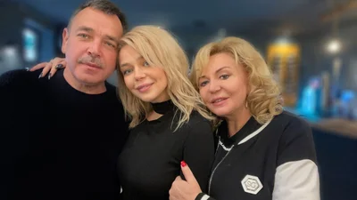 "Батьки": GROSU зняла зворушливий кліп на iPhone і присвятила його усім батькам України