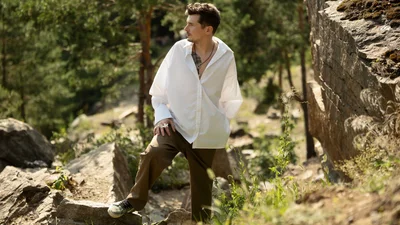 Поп-певец POSITIFF рассказывает о суперсиле любви в песне "Небо нахилю"